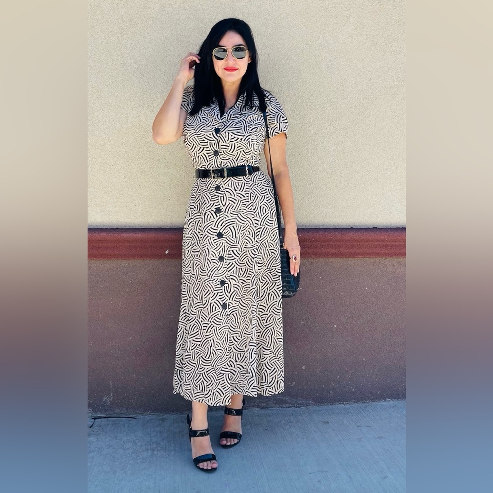 Vintage‼️ Chic Black and White Geometric Long Sleeve Dress